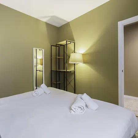 Ola Living Diagonal Apartment Barcelona