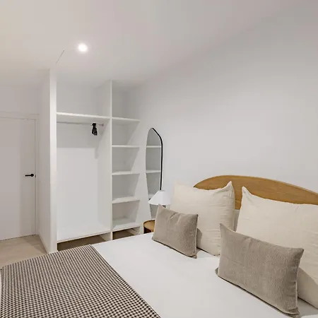 Ola Living Diagonal 公寓 *