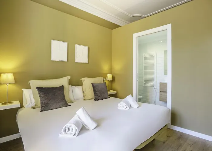 Ola Living Diagonal דירה