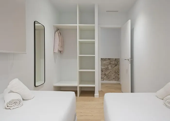 Ola Living Diagonal דירה