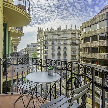 Ola Living Diagonal Διαμέρισμα