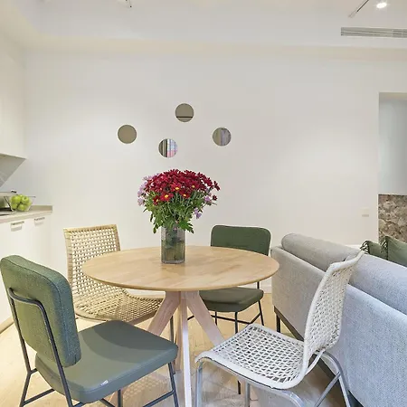 Ola Living Diagonal Apartment